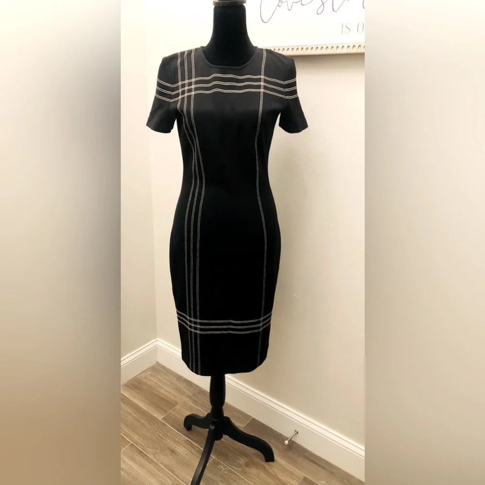 ST JOHN Milano Knit Cocktail dress. - Picture 2 of 11